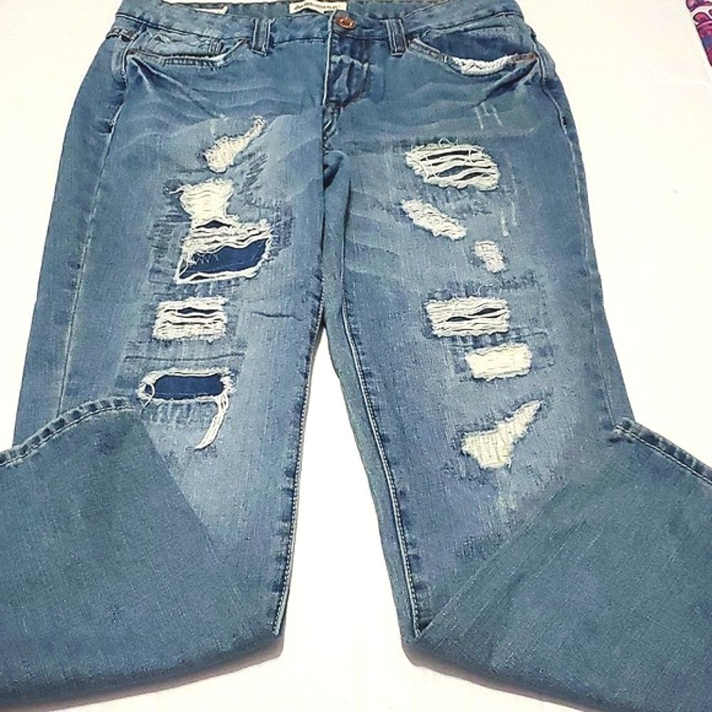 Dollhouse Boyfried Medium Wash Distressed Destroyed High Rise Jeans Junior 5